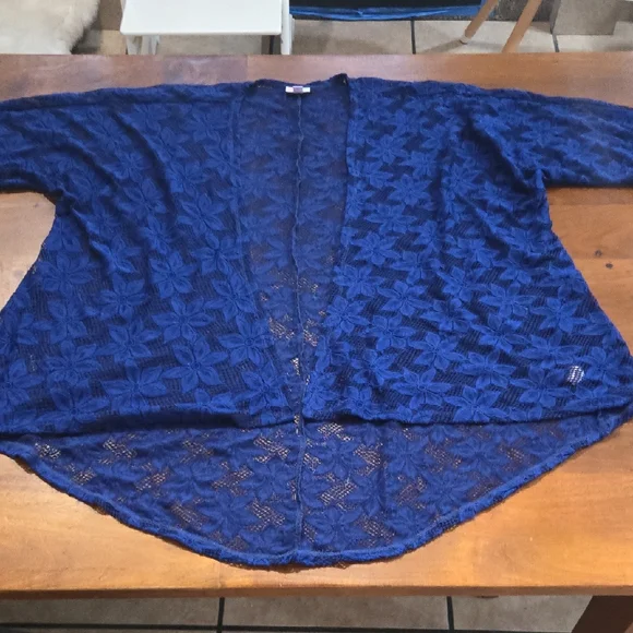 Lularoe Blue Floral Lace Kimono Size Medium - Picture 3 of 10